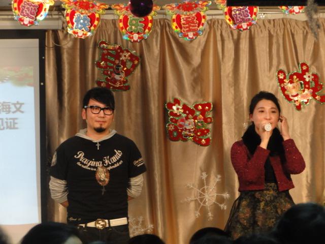 基督徒歌手宇海文与女友真情献唱。（图：基督时报/王新毅）