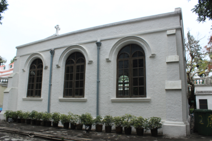 以新教第一个来华传教士马礼逊命名的圣公会小教堂。