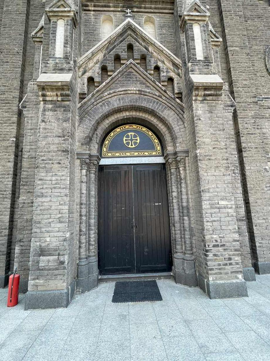 教堂入口1