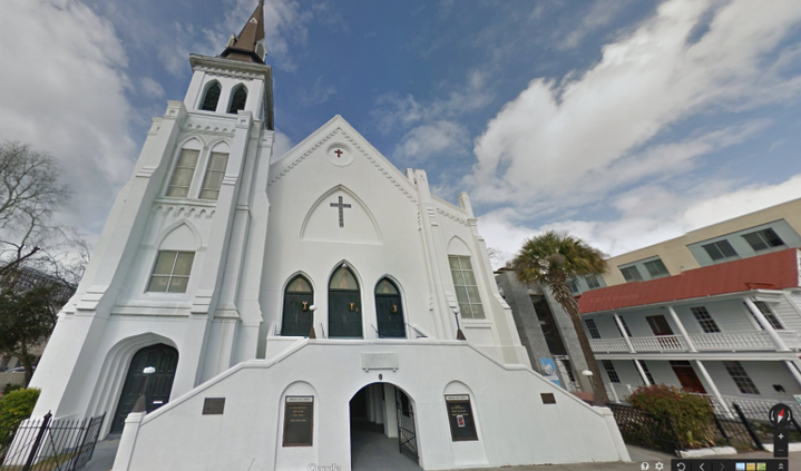 发生枪击案的美国教堂外景。（图：谷歌地图街景截图）