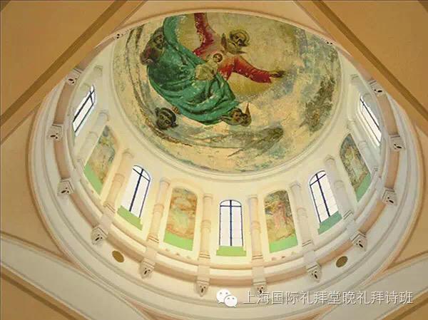 东正教堂的壁画/图：上海国际礼拜堂晚礼拜诗班微信公众平平台